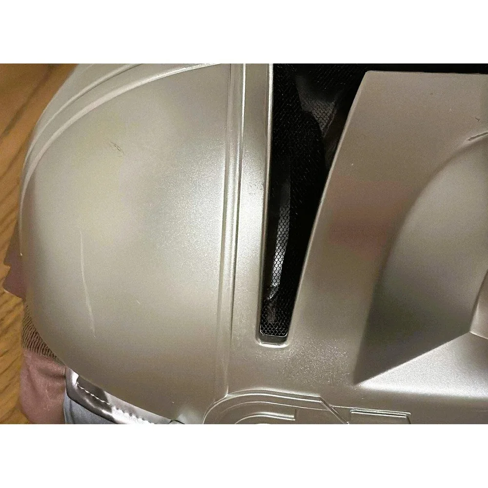 Disney Store Mandalorian Adaptive Halloween Costume sz Med  SCRATCHES ON HELMET